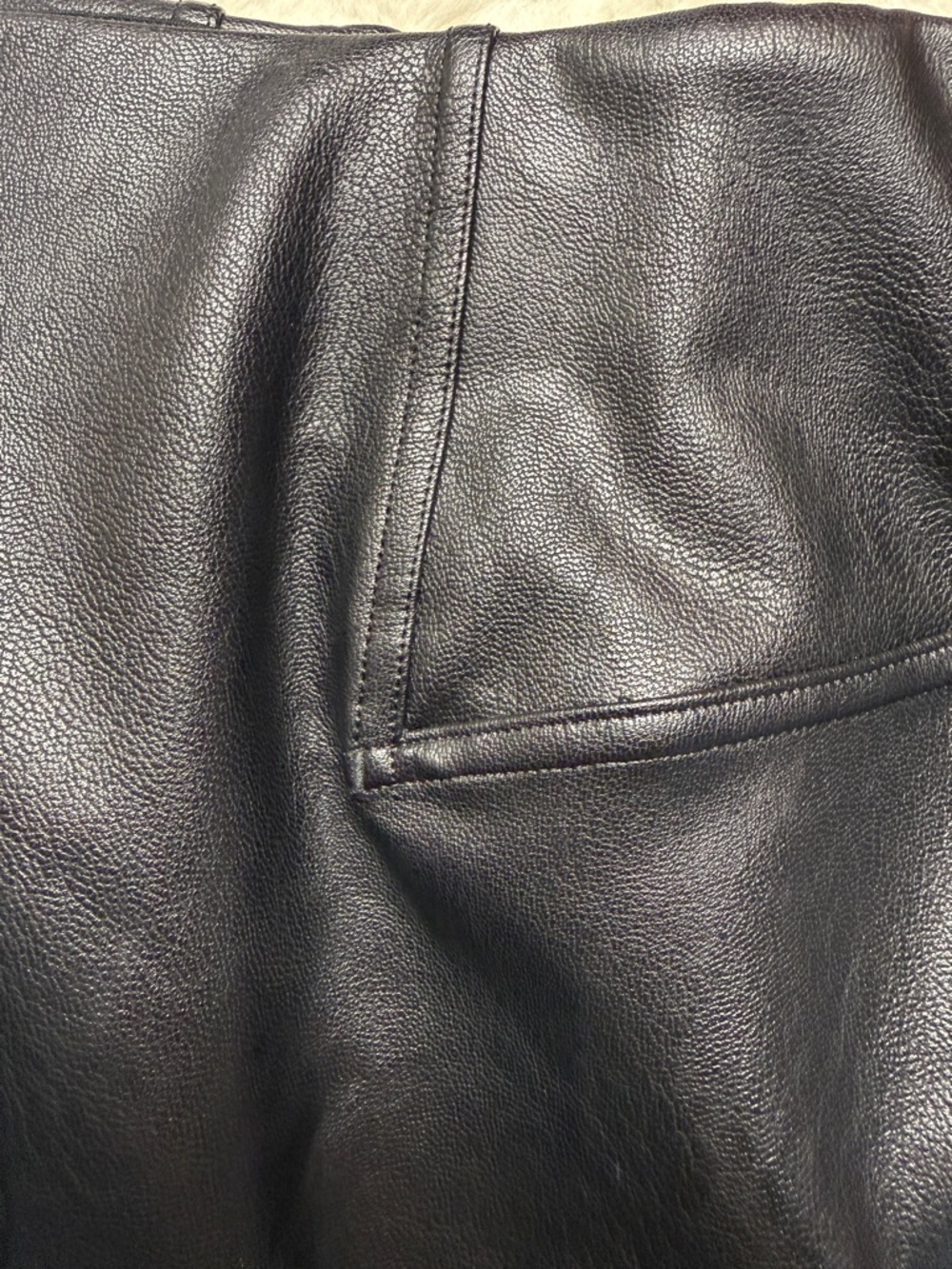 SPANX Women’s Split Leg-Hem Faux Leather Straight Leg Pants Black Size Large - Picture 12 of 14